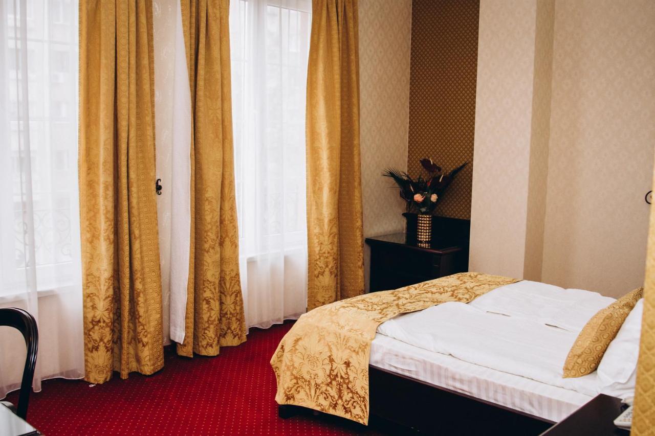 Hotel Novera Timişoara Extérieur photo