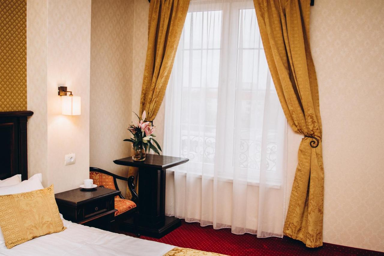 Hotel Novera Timişoara Extérieur photo
