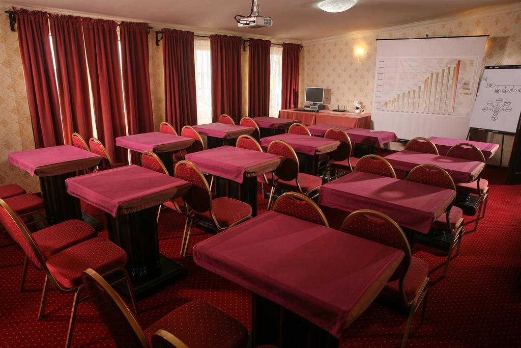 Hotel Novera Timişoara Extérieur photo
